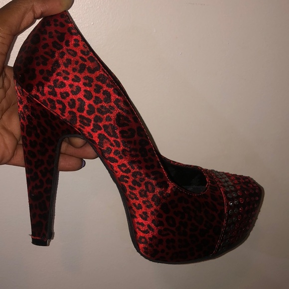 Betsy Johnson Majestee Red Leopard Heels - Picture 2 of 6